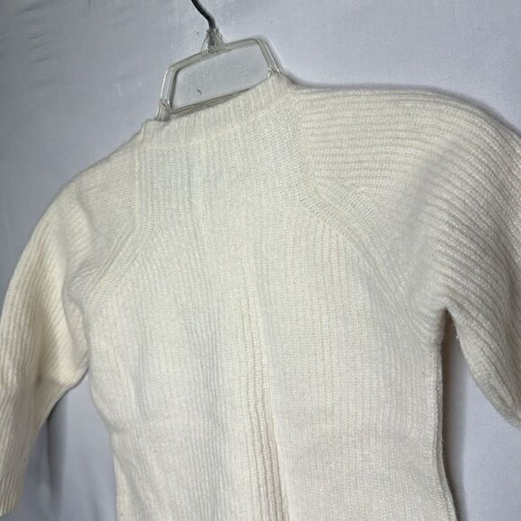 Crewcuts Ivory 100% Wool Sweater. Size 10. - Picture 7 of 10